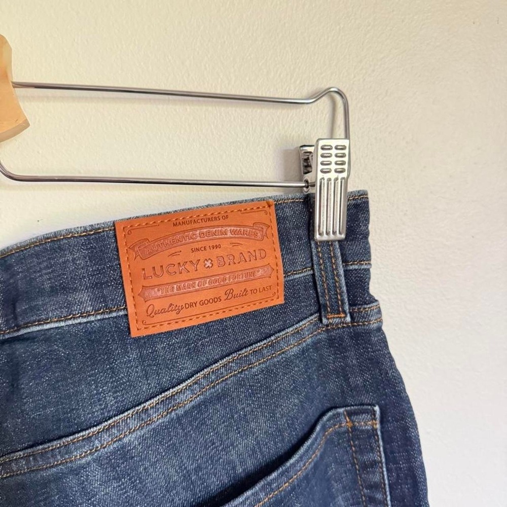Lucky Brand dark wash denim jeans